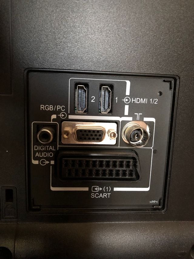 Televisión Toshiba de 22 pulgadas