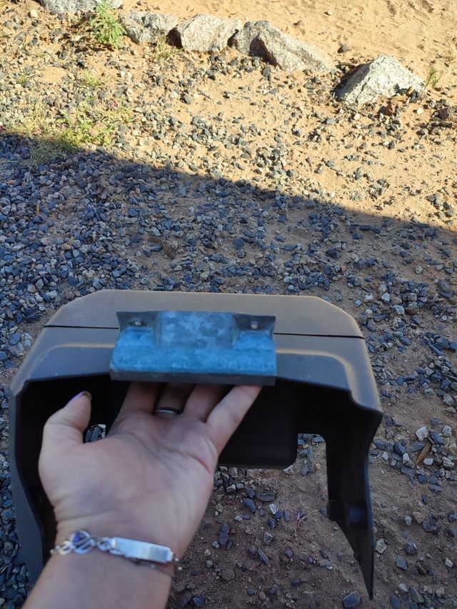 Pasta central del Nissan terrano II