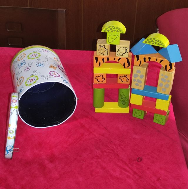 Juego de bloques de madera