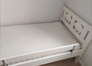Cama niños Ikea + colchón