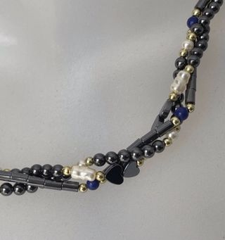 Collar vintage bisuteria con hematites y perlas.