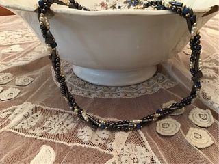Collar vintage bisuteria con hematites y perlas.