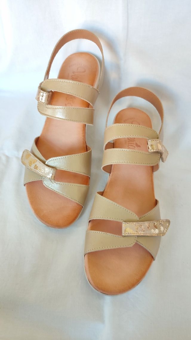 Sandalias españolas de piel talla 41