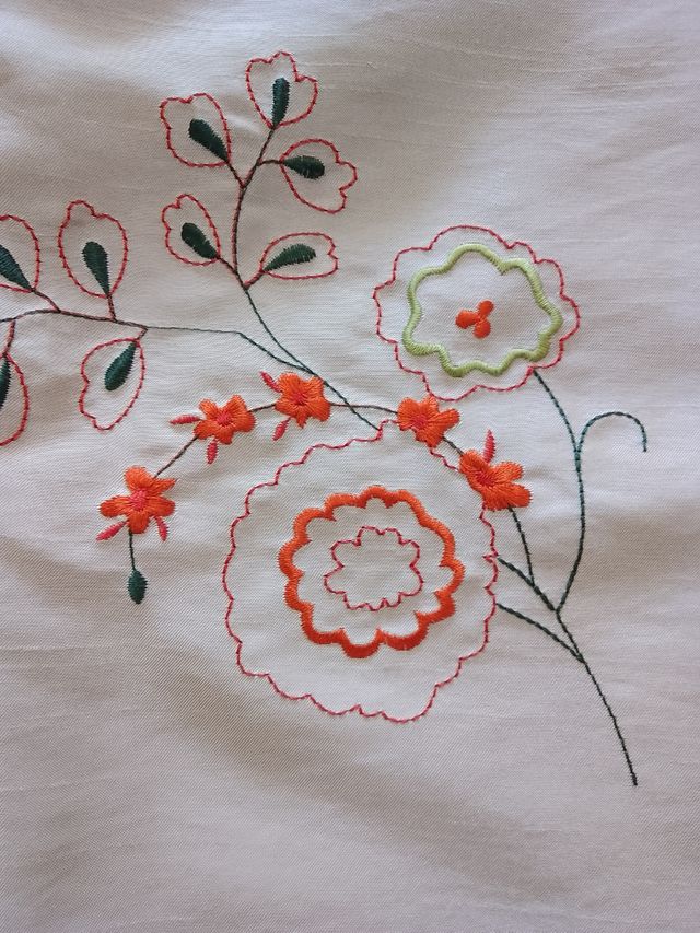 Vestido con bordados