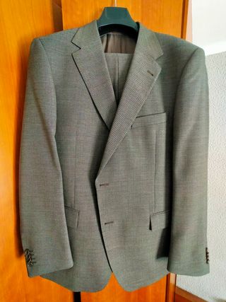 Traje caballero Dustin