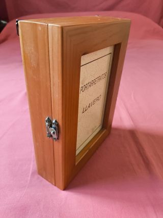 PORTARRETRATOS CON LLAVERO CASA, GARAJE, BODEGA