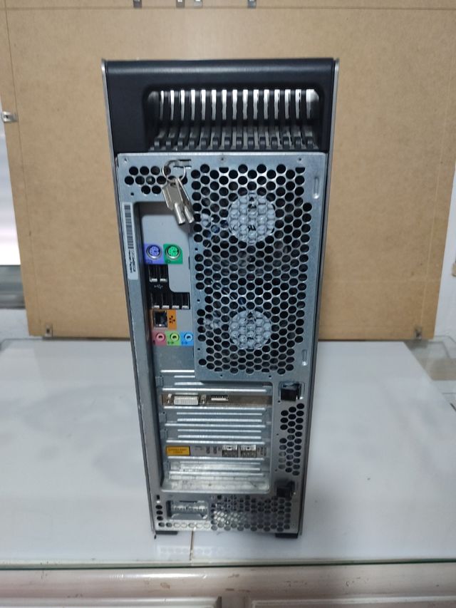 PC HP Z600 Warlatación
