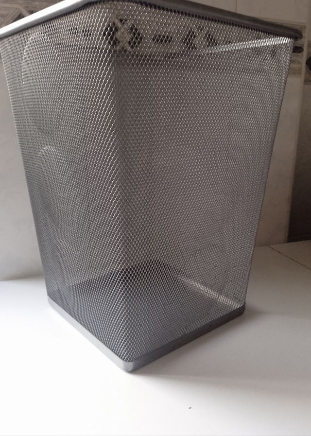 Papelera aluminio IKEA