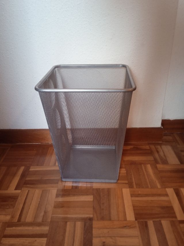 Papelera aluminio IKEA
