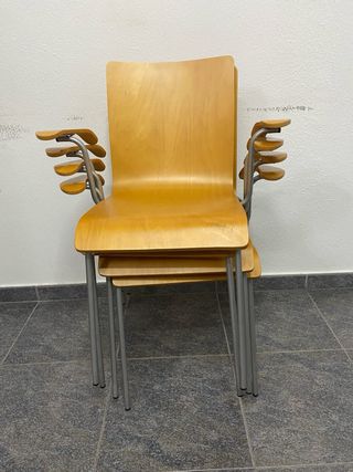 Silla con reposabrazos