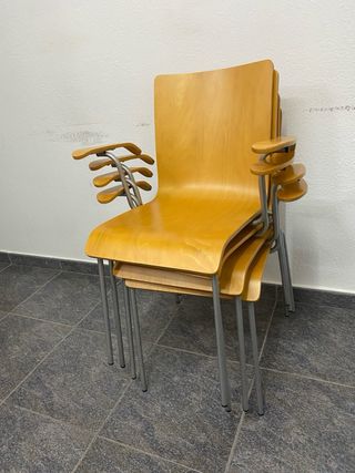 Silla con reposabrazos