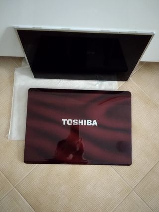Schermo 17" Toshiba P200