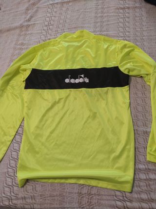 Maglia sportiva