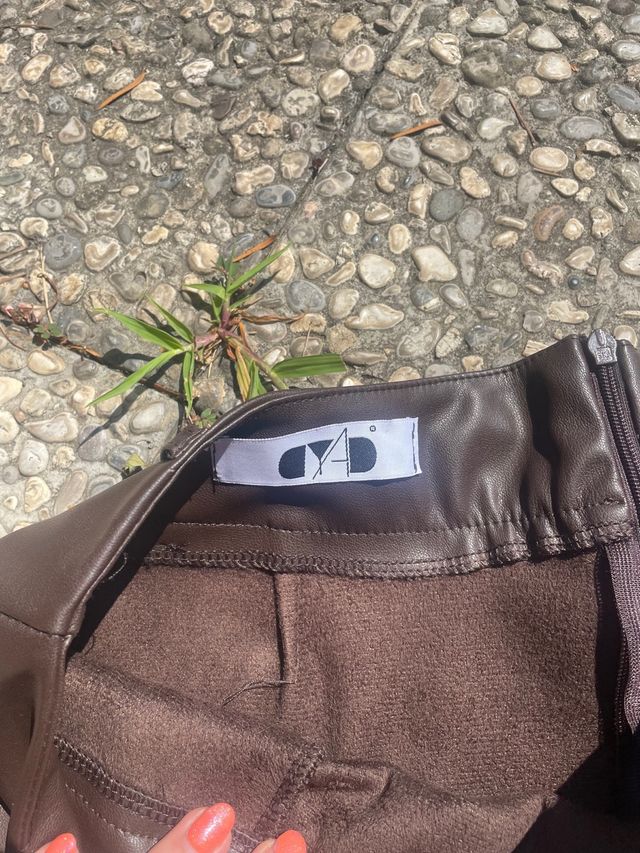 Gonna marrone similpelle