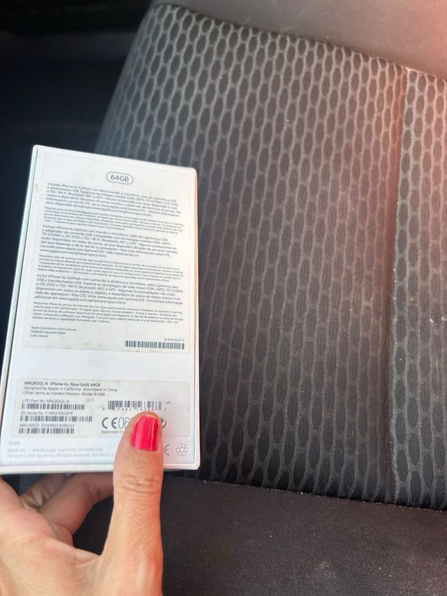 Caja iphone 6 con pinza