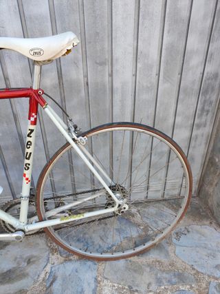 Bicicleta de carretera ZEUS