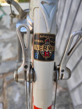Bicicleta de carretera ZEUS