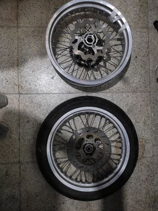 Ruedas llantas supermotard 