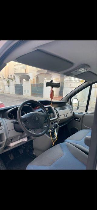 Renault Trafic 2011
