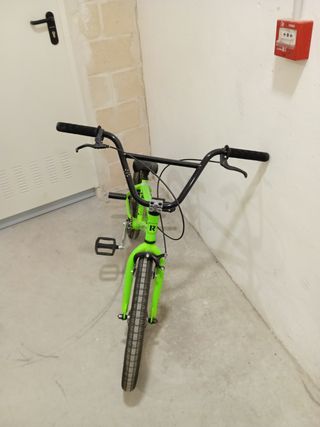 Bicicleta BMX 
