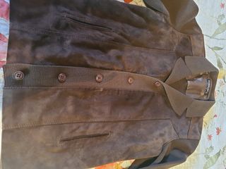 CHAQUETA DE ANTE Y PUNTO