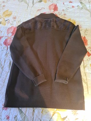 CHAQUETA DE ANTE Y PUNTO