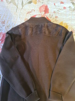 CHAQUETA DE ANTE Y PUNTO