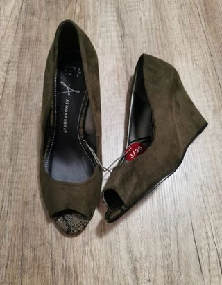 Cuñas verdes. Con etiqueta 