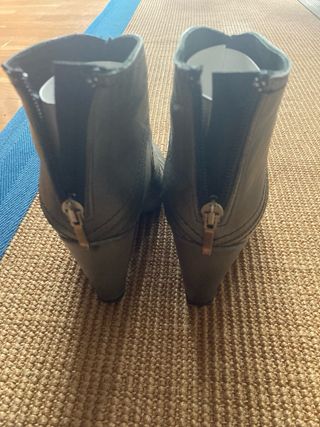 Botines de piel gris 37