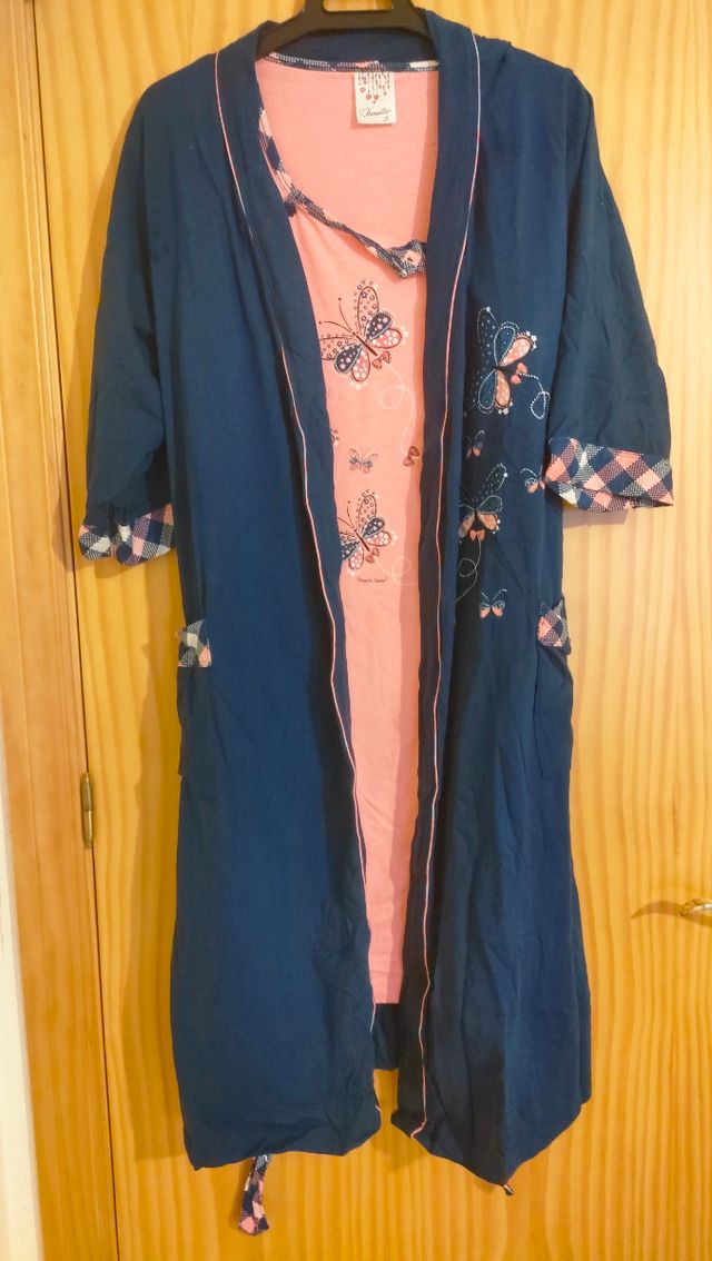 Camisón y bata premamá y lactancia