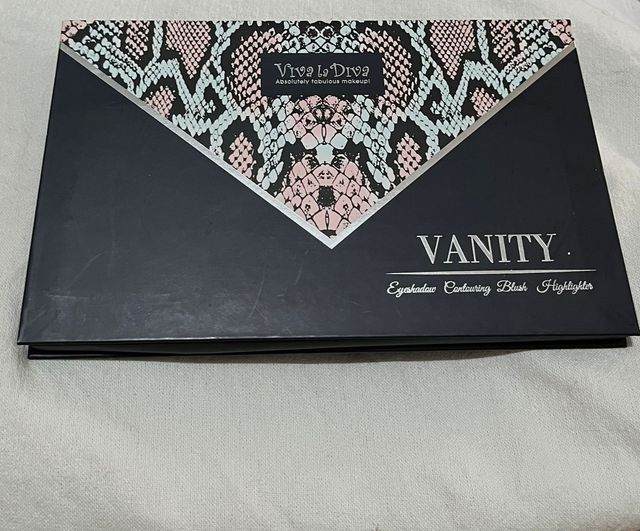 Set de sombras, colorete y contorno