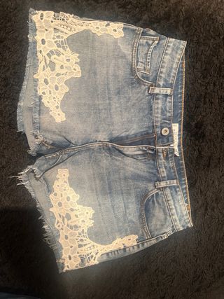 shorts vaqueros y vermuda de tela