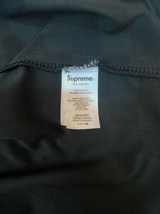 Camiseta SUPREME negra