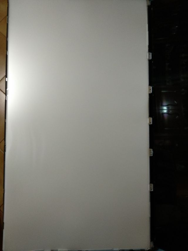 Láminas TV Stream System BM40L81+smart