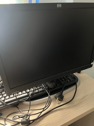 Computer HP Compaq 8200 Elite Ultra-slim Desktop formattato e pronto all'uso