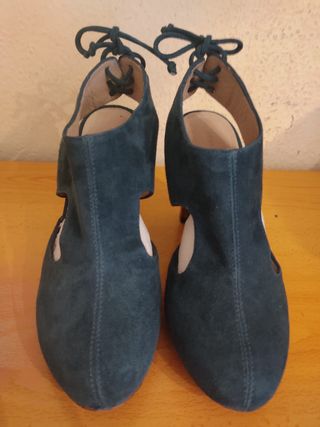 ARMAND BASI - zapatos destalonados tacón azul 37