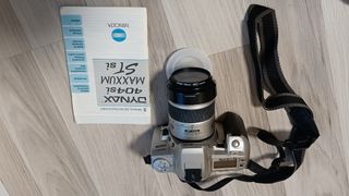 Cámara fotos reflex.MINOLTA DYNAX