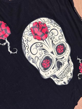 Camiseta encaje gotica