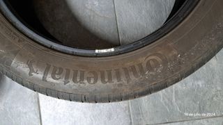 Neumático Continental 