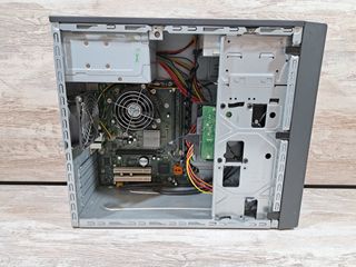Ordenador Fujitsu P2540 C2D E7500 4GB 500GB