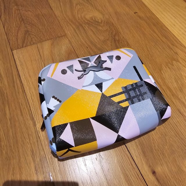 Vestido estampado Bimba y Lola + neceser