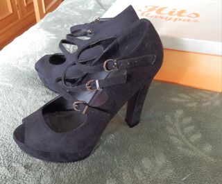 Zapatos de tacón con plataforma