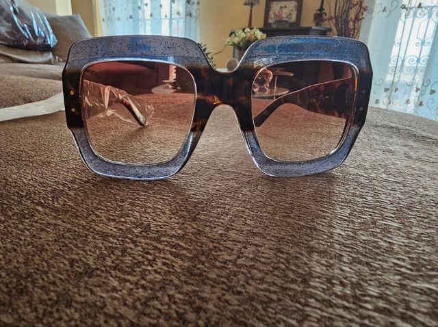 Occhiali da sole oversize quadrati