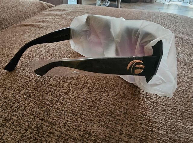 Occhiali da sole oversize quadrati