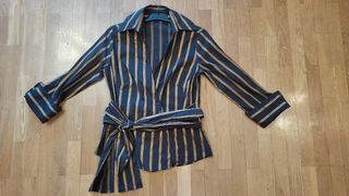 CAMISA Blusa mujer ZARA TALLA M
5€