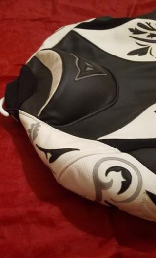 Mono moto mujer dainese