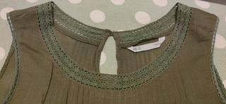 Blusa verano sin mangas verde caqui