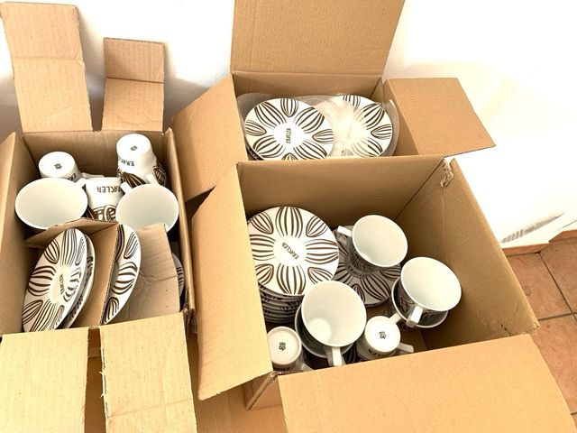 Set 6 pz tazze medie nuove o in blocco nr 20 pz