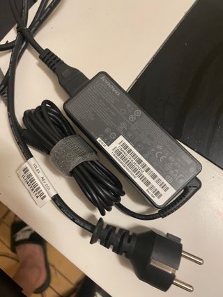 Cargador portatil lenovo think pad