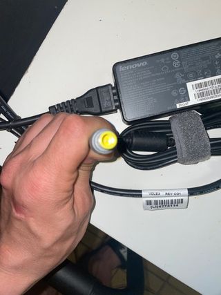 Cargador portatil lenovo think pad